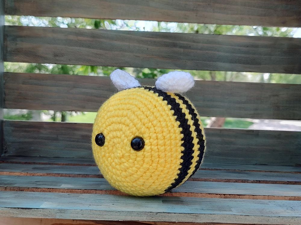Bee