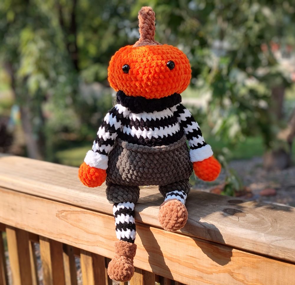 Halloween plushies